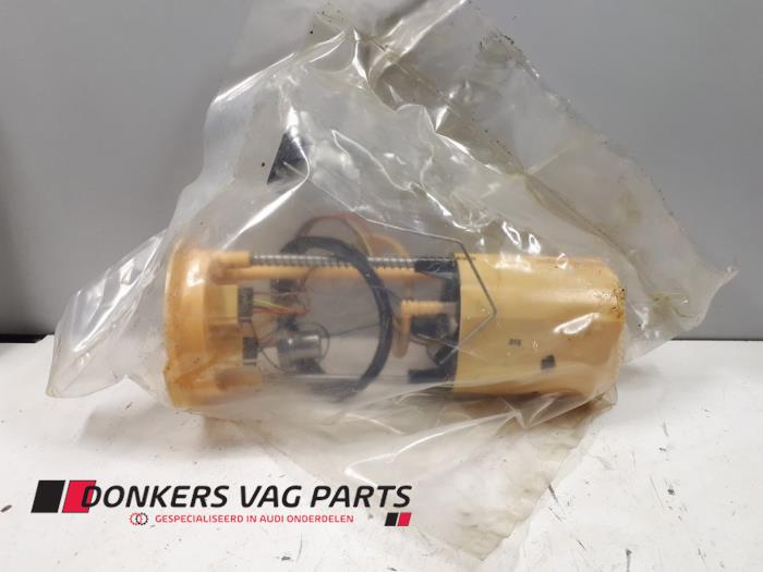 Gebruikte Tank element Pomp Audi Q5 (8RB) 2.0 TDI 16V Quattro Prijs € 150,00 Margeregeling aangeboden door Donkers VAG Parts