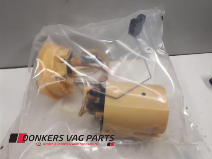 Gebruikte Tank element Pomp Audi A6 (C7) 2.0 TDI 16V Prijs € 200,00 Margeregeling aangeboden door Donkers VAG Parts