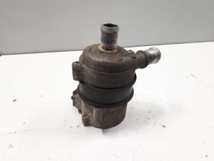 Gebruikte Waterpomp Audi A6 (C7) 2.0 TDI 16V Prijs € 150,00 Margeregeling aangeboden door Donkers VAG Parts