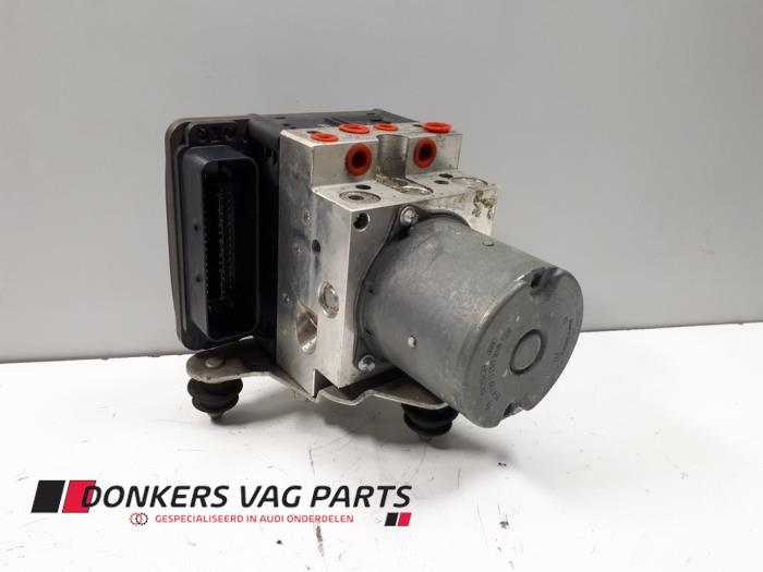Gebruikte ABS Pomp Audi S6 Avant (C7) 4.0 V8 TFSI Prijs € 275,00 Margeregeling aangeboden door Donkers VAG Parts