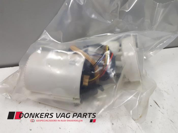 Gebruikte Tank element Pomp Audi S6 Avant (C7) 4.0 V8 TFSI Prijs € 200,00 Margeregeling aangeboden door Donkers VAG Parts