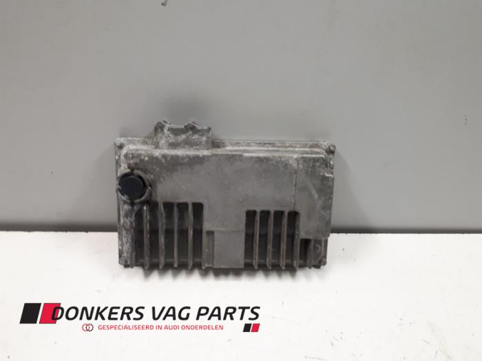 Gebruikte Computer Diversen Audi A8 (D4) 4.0 V8 32V TFSI Quattro Prijs € 150,00 Margeregeling aangeboden door Donkers VAG Parts