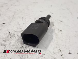Gebruikte Temperatuursensor buiten Audi Q2 (GAB/GAG) 1.0 30 TFSI 12V Prijs € 12,50 Margeregeling aangeboden door Donkers VAG Parts