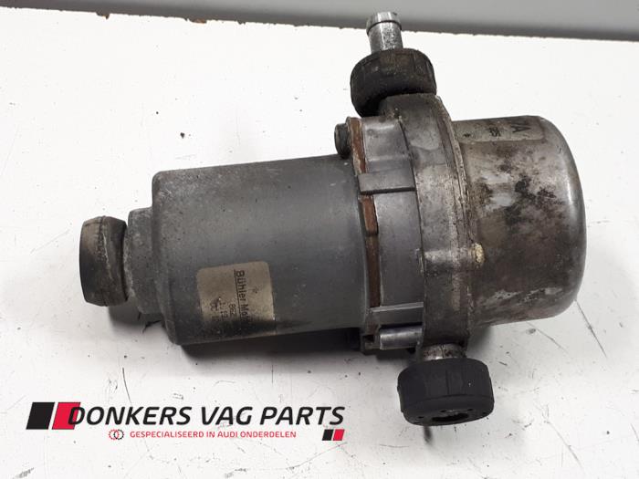 Gebruikte Vacuumpomp Rembekrachtiging Audi A4 Avant (B6) 1.8 T 20V Prijs € 75,00 Margeregeling aangeboden door Donkers VAG Parts