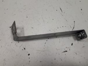 Gebruikte Steun (diversen) Audi Q7 (4LB) Prijs € 5,00 Margeregeling aangeboden door Donkers VAG Parts