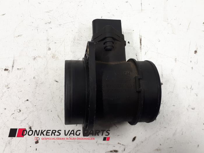 Gebruikte Luchtmassameter Audi A4 Avant (B6) 1.8 T 20V Prijs € 50,00 Margeregeling aangeboden door Donkers VAG Parts