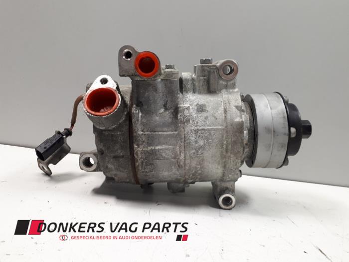 Gebruikte Aircopomp Audi A8 (D4) 4.0 V8 32V TFSI Quattro Prijs € 242,00 Margeregeling aangeboden door Donkers VAG Parts