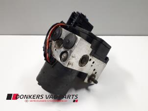 Gebruikte ABS Pomp Audi A8 (D2) Prijs € 80,00 Margeregeling aangeboden door Donkers VAG Parts
