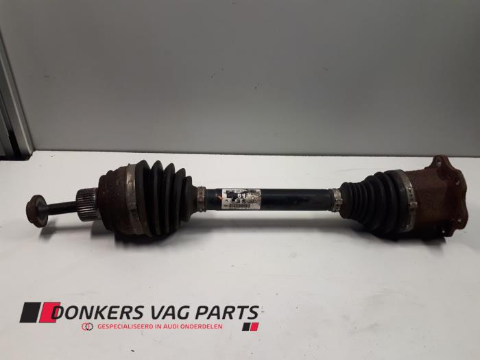 Gebruikte Steekas rechts-voor Audi A8 (D4) 4.0 V8 32V TFSI Quattro Prijs € 40,00 Margeregeling aangeboden door Donkers VAG Parts