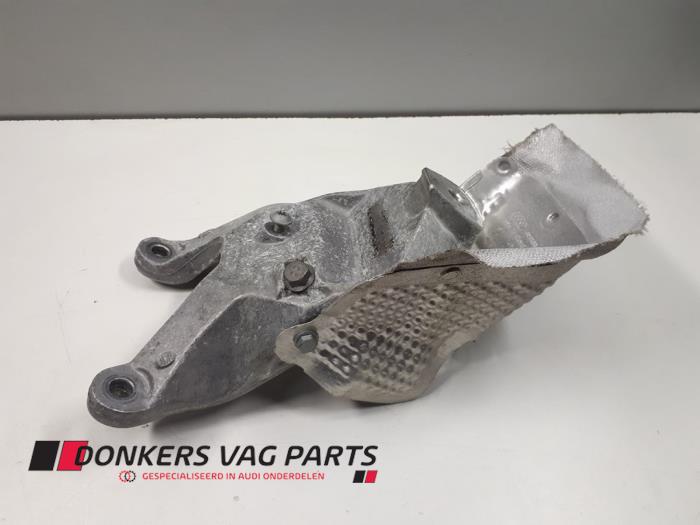 Gebruikte Motorsteun Audi A5 (8T3) 2.0 TDI 16V Quattro Prijs € 20,00 Inclusief btw aangeboden door Donkers VAG Parts