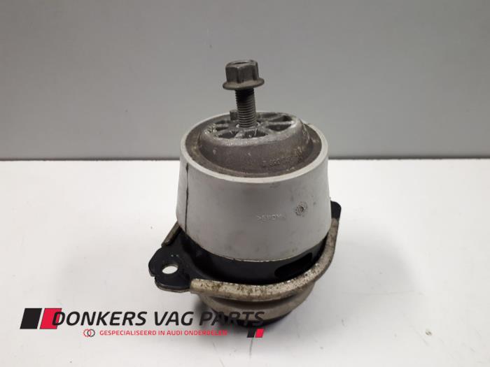 Gebruikte Motorrubber Audi Q7 (4LB) 4.2 TDI V8 32V Tiptronic Prijs € 25,00 Margeregeling aangeboden door Donkers VAG Parts