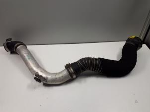 Gebruikte Intercooler Buis Audi Q7 (4LB) 4.2 TDI V8 32V Tiptronic Prijs € 200,00 Margeregeling aangeboden door Donkers VAG Parts