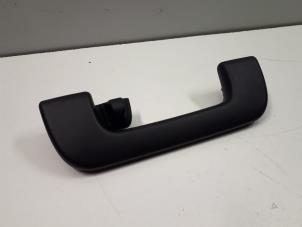 Gebruikte Handgreep Audi SQ8 (4MN) 4.0 V8 32V TDI Mild Hybrid Quattro Prijs € 3,00 Margeregeling aangeboden door Donkers VAG Parts