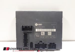 Gebruikte Computer stoel Audi A8 (D4) 4.2 TDI V8 32V Quattro Prijs € 175,00 Margeregeling aangeboden door Donkers VAG Parts