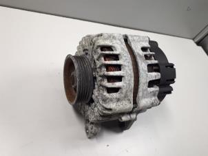 Gebruikte Alternator Audi S5 (8T3) S5 4.2 V8 40V Prijs € 90,75 Margeregeling aangeboden door Donkers VAG Parts