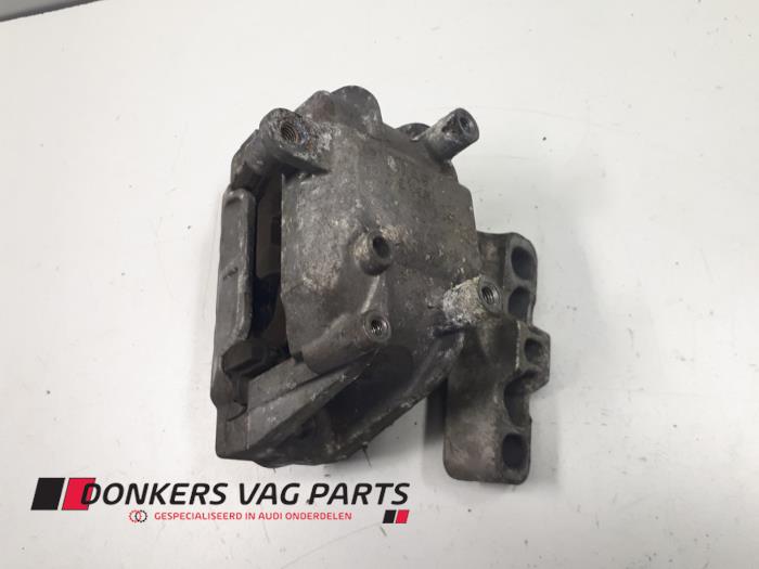 Gebruikte Motorrubber Skoda Octavia Combi (1Z5) 2.0 TDI 16V Prijs € 15,00 Margeregeling aangeboden door Donkers VAG Parts