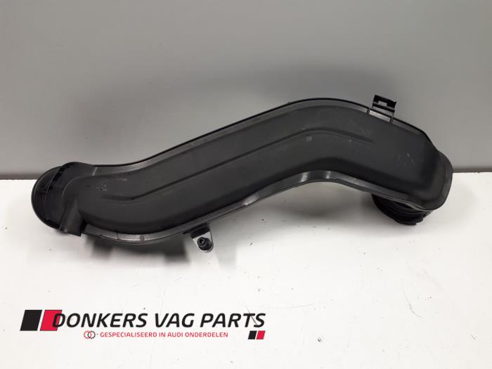 Gebruikte Intercooler Buis Audi A1 Sportback (GBA) 1.5 35 TFSI 16V Prijs € 45,00 Margeregeling aangeboden door Donkers VAG Parts