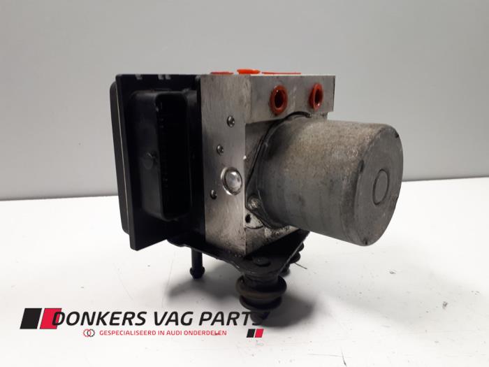Gebruikte ABS Pomp Audi RS 5 (8T3) RS5 4.2 V8 32V Prijs € 500,00 Margeregeling aangeboden door Donkers VAG Parts