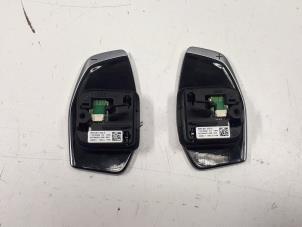 Gebruikte Schakelflipper set Audi RS 3 Limousine (8YS) Prijs € 125,00 Margeregeling aangeboden door Donkers VAG Parts