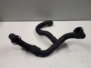 Gebruikte Leiding (diversen) Audi A8 (D3) 6.0 W12 48V Quattro Prijs € 75,00 Margeregeling aangeboden door Donkers VAG Parts