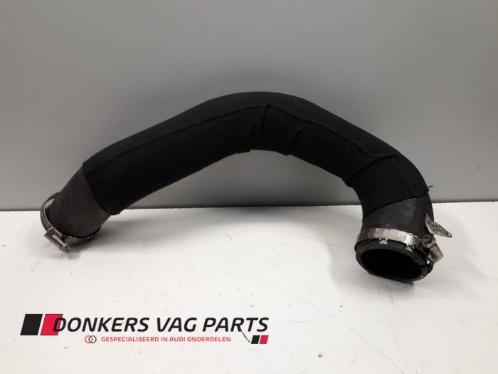 Gebruikte Intercooler Slang Audi A5 Sportback (8TA) 2.0 TDI 16V Quattro Prijs € 10,00 Margeregeling aangeboden door Donkers VAG Parts