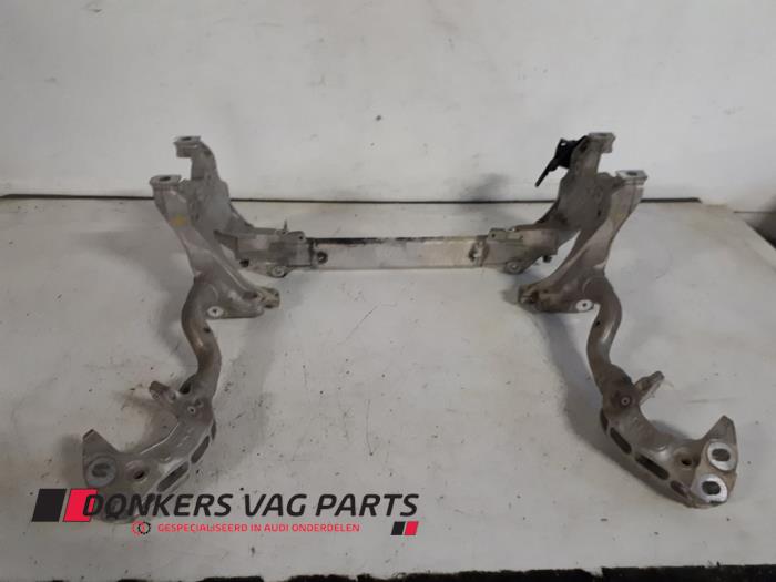 Gebruikte Subframe Audi SQ7 (4MB/4MG) 4.0 TDI V8 32V Prijs € 350,00 Margeregeling aangeboden door Donkers VAG Parts
