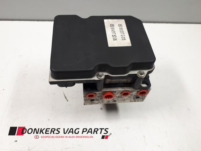 Gebruikte ABS Pomp Audi RS 4 (B7) RS4 4.2 V8 40V Prijs € 200,00 Margeregeling aangeboden door Donkers VAG Parts