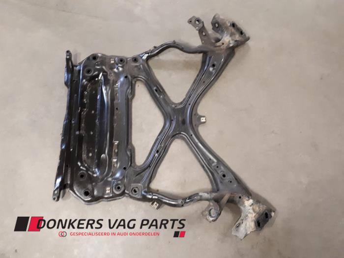 Gebruikte Subframe Audi RS 5 Sportback (F5A/F5F) 2.9 V6 TFSI 24V Prijs € 123,97 Margeregeling aangeboden door Donkers VAG Parts