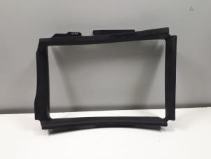 Gebruikte Luchtgeleider Audi RS 6 Avant (C8) 4.0 V8 TFSI Mild Hybrid 32V Prijs € 12,00 Margeregeling aangeboden door Donkers VAG Parts