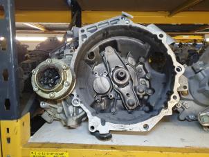Gebruikte Versnellingsbak Audi A3 (8P1) Prijs € 75,00 Margeregeling aangeboden door Donkers VAG Parts