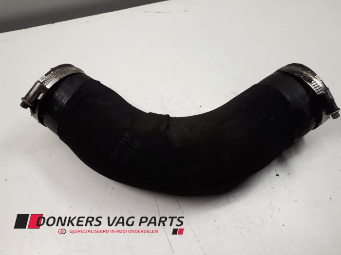 Gebruikte Intercooler Slang Audi A6 (C7) 3.0 TDI V6 24V Quattro Prijs € 50,00 Margeregeling aangeboden door Donkers VAG Parts