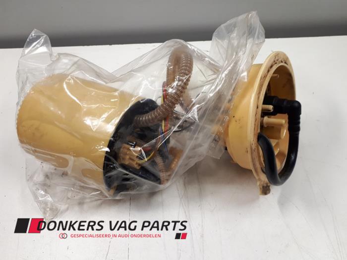 Gebruikte Tank element Pomp Audi A6 (C7) 3.0 TDI V6 24V Quattro Prijs € 125,00 Margeregeling aangeboden door Donkers VAG Parts