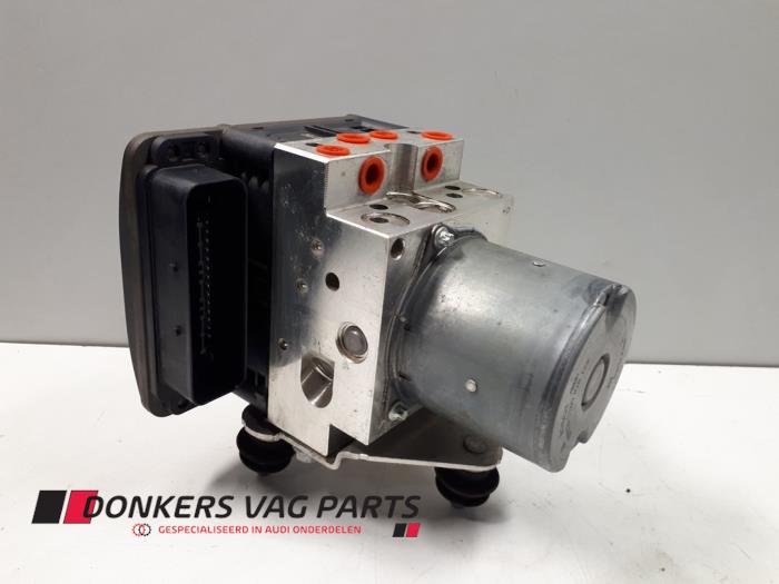 Gebruikte ABS Pomp Audi S8 (D4) 4.0 V8 TFSI 32V Prijs € 500,00 Margeregeling aangeboden door Donkers VAG Parts
