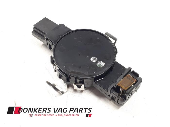 Gebruikte Lichtsensor Audi S8 (D4) 4.0 V8 TFSI 32V Prijs € 75,00 Margeregeling aangeboden door Donkers VAG Parts