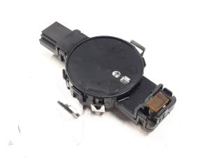 Gebruikte Lichtsensor Audi S8 (D4) 4.0 V8 TFSI 32V Prijs € 75,00 Margeregeling aangeboden door Donkers VAG Parts