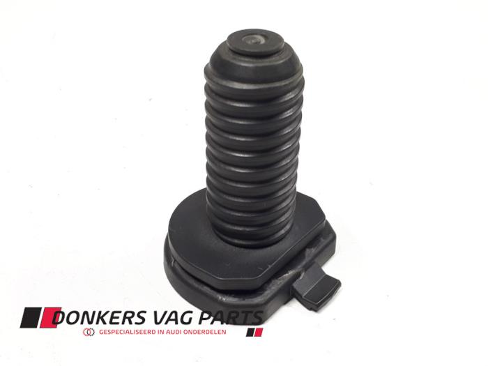 Gebruikte Diversen Audi S8 (D4) 4.0 V8 TFSI 32V Prijs € 5,00 Margeregeling aangeboden door Donkers VAG Parts