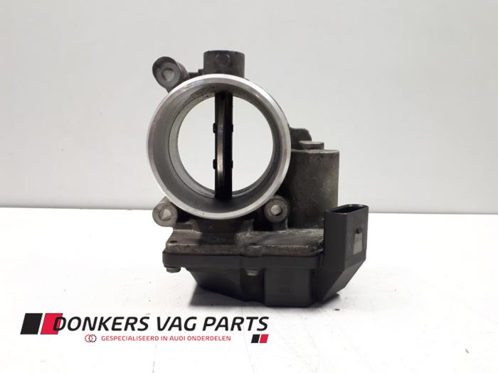 Gebruikte Gasklephuis Audi A4 Cabrio (B7) 3.0 TDI V6 24V Quattro Prijs € 175,00 Margeregeling aangeboden door Donkers VAG Parts