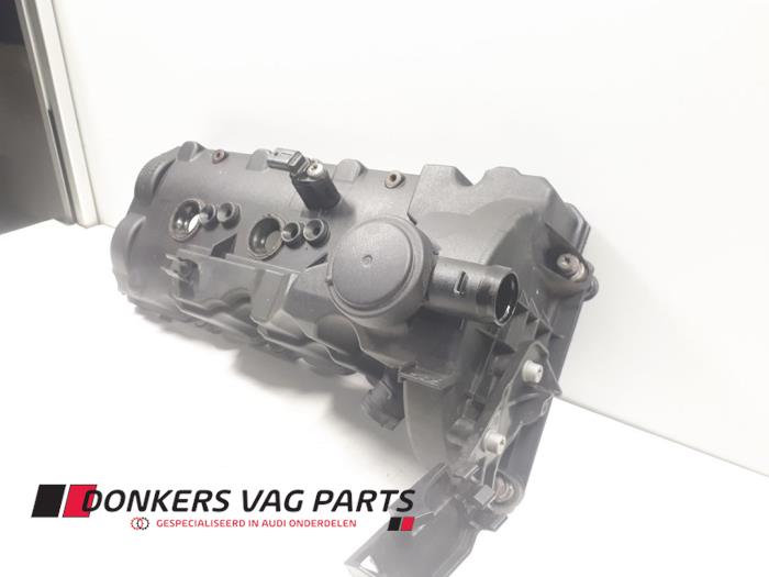 Gebruikte Kleppendeksel Audi A6 (C7) 3.0 TDI V6 24V Quattro Prijs € 75,00 Margeregeling aangeboden door Donkers VAG Parts