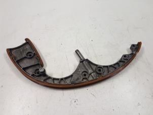 Gebruikte Kettinggeleider Audi A6 (C7) 3.0 TDI V6 24V Quattro Prijs € 30,00 Margeregeling aangeboden door Donkers VAG Parts