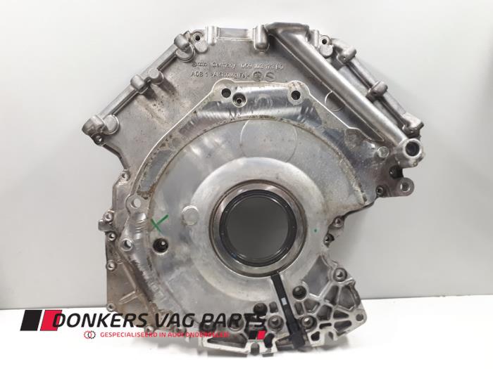 Gebruikte Distributiedeksel Audi A6 (C7) 3.0 TDI V6 24V Quattro Prijs € 100,00 Margeregeling aangeboden door Donkers VAG Parts
