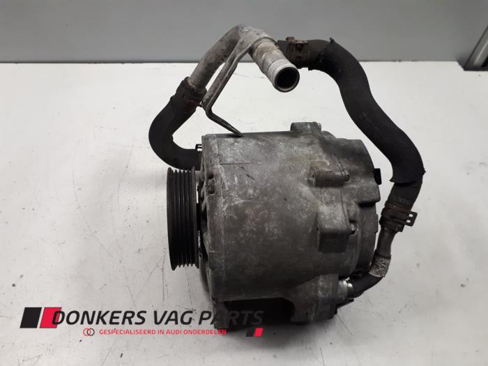 Gebruikte Dynamo Audi RS 4 Avant (B7) RS4 4.2 V8 40V Prijs € 145,00 Margeregeling aangeboden door Donkers VAG Parts
