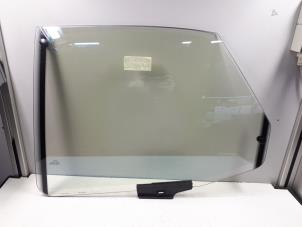 Gebruikte Deurruit 4Deurs links-achter Audi A8 (D2) Prijs € 75,00 Margeregeling aangeboden door Donkers VAG Parts