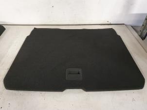 Gebruikte Vloerplaat bagageruimte Audi Q2 (GAB/GAG) Prijs € 75,00 Margeregeling aangeboden door Autoparts Veghel