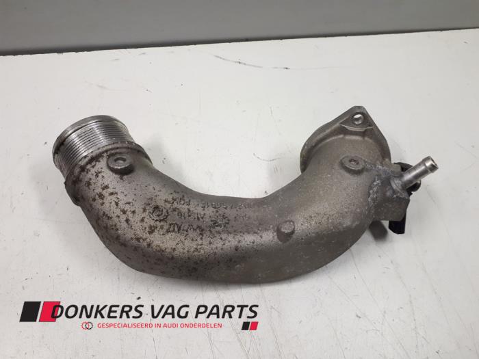 Gebruikte Intercooler Buis Audi RS 6 Avant (C8) 4.0 V8 TFSI Mild Hybrid 32V Prijs € 60,00 Margeregeling aangeboden door Donkers VAG Parts