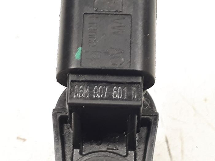 Nokkenas Sensor van een Audi RS 6 Avant (C8) 4.0 V8 TFSI Mild Hybrid 32V