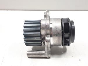 Nieuwe Waterpomp Audi A3 (8P1) 1.9 TDI Prijs € 95,00 Inclusief btw aangeboden door Donkers VAG Parts