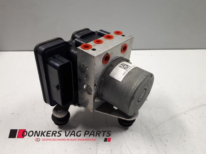 Gebruikte ABS Pomp Audi A6 (C7) 3.0 TDI V6 24V Quattro Prijs € 99,99 Inclusief btw aangeboden door Donkers VAG Parts