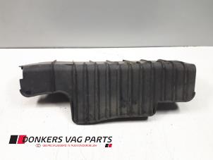 Gebruikte Afdekplaat diversen Audi A4 (B9) 3.0 50 TDI V6 24V Quattro Prijs € 10,00 Margeregeling aangeboden door Donkers VAG Parts