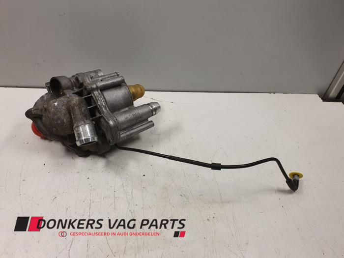 Gebruikte Waterpomp Audi A8 (D4) 4.2 TDI V8 32V Quattro Prijs € 150,00 Margeregeling aangeboden door Donkers VAG Parts