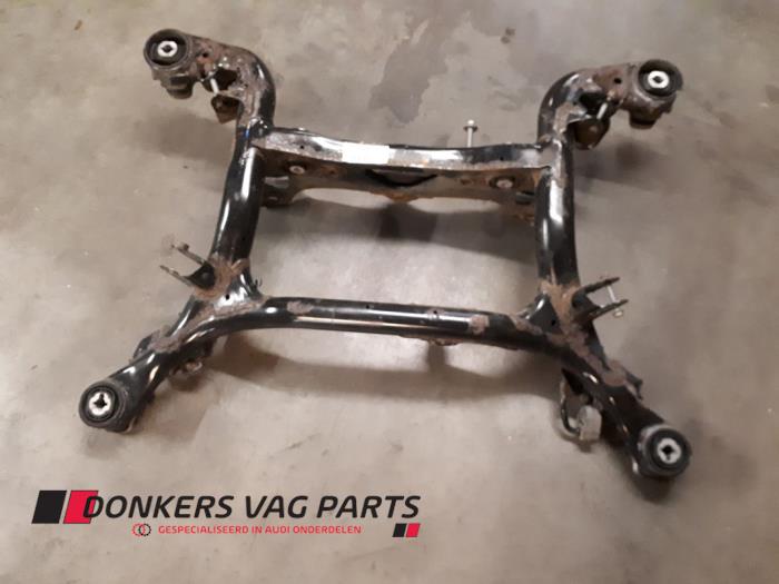 Gebruikte Subframe Audi SQ7 (4MB/4MG) 4.0 TDI V8 32V Prijs € 125,00 Margeregeling aangeboden door Donkers VAG Parts